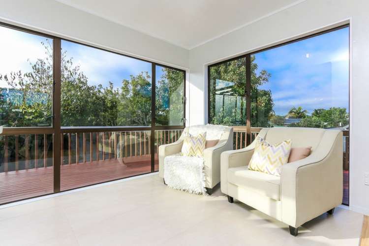 2/127 Moore Street Howick_6