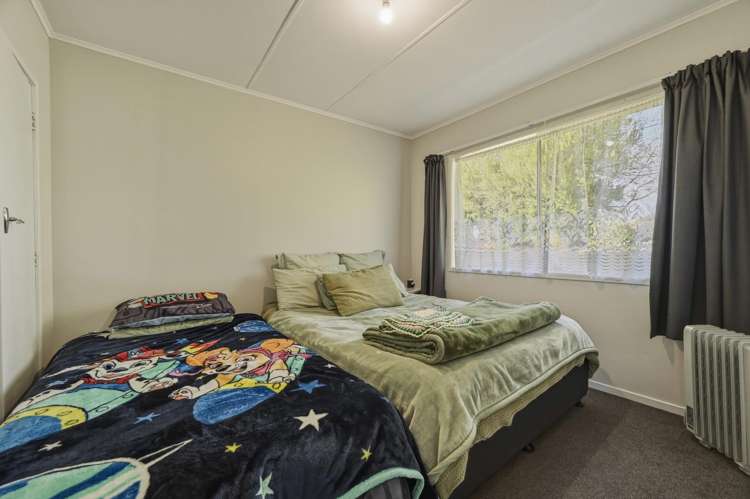 23 Clyde Street Utuhina_15