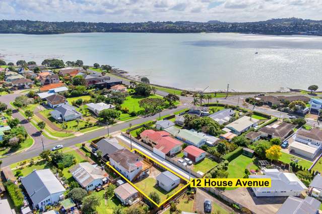 2/12 House Avenue Mangere Bridge_4