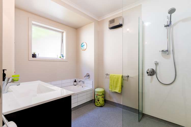 7 Tenby Street Moeraki_17