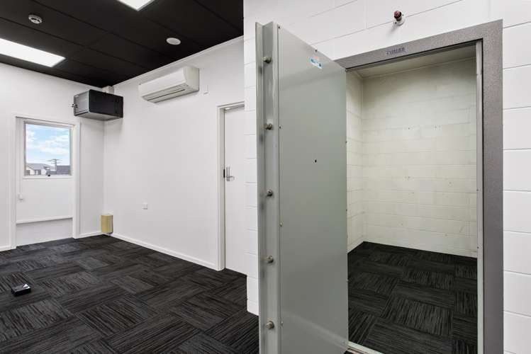 12 Main North Road Papanui_7