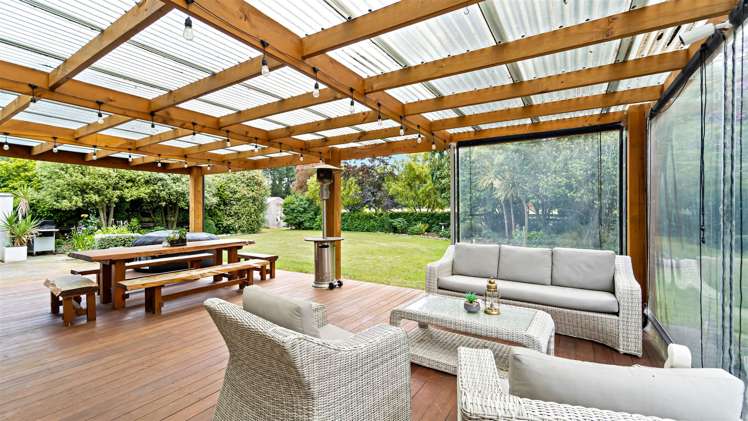 986 Selwyn Road Burnham_24