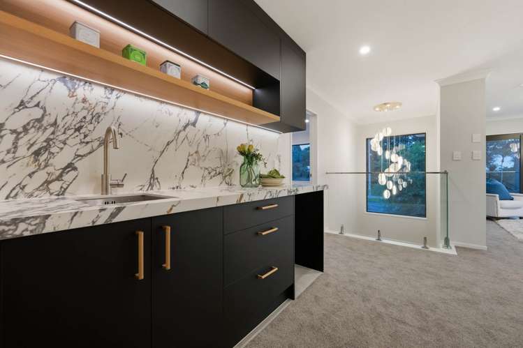 217A Murphys Road Flat Bush_19