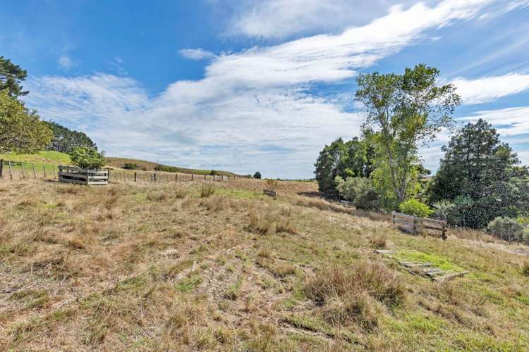 574 Ormiston Road Flat Bush_17