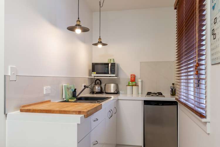 65 Dillons Point Road Islington_15