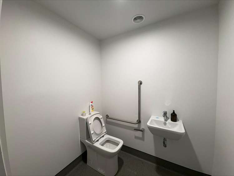 33/90a Hobsonville Road Hobsonville_4