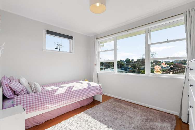 8B Esk Street Parkvale_11