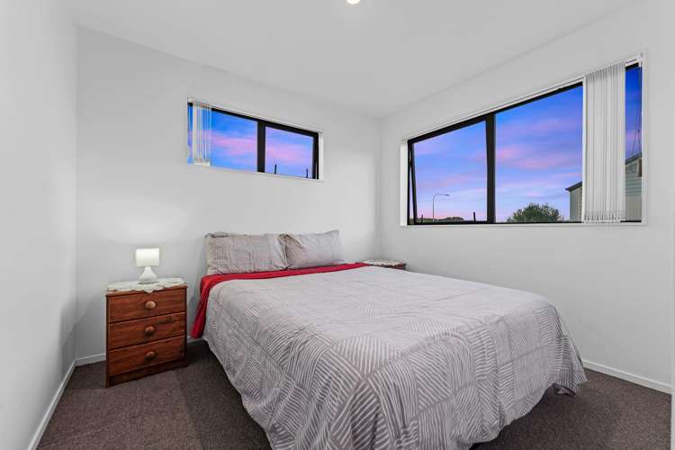 56 Black Beech Crescent Takanini_9