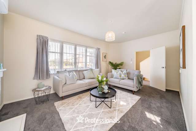 215 Knights Road Lower Hutt Central_1