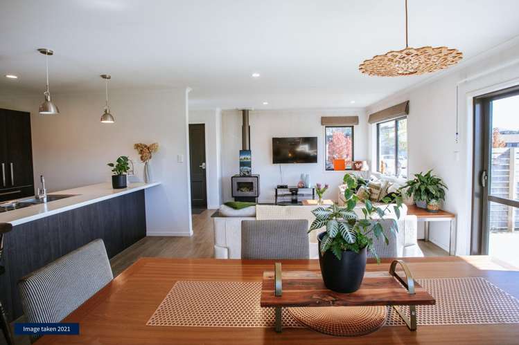 29 Finch Street Albert Town_5