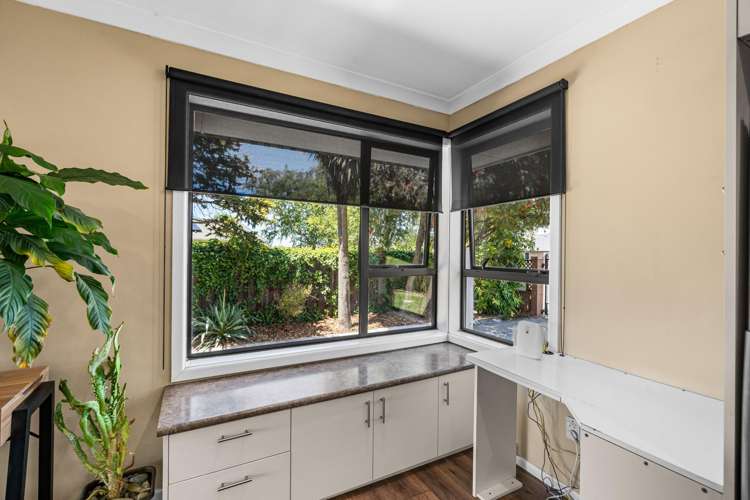 16 George Street Rolleston_12