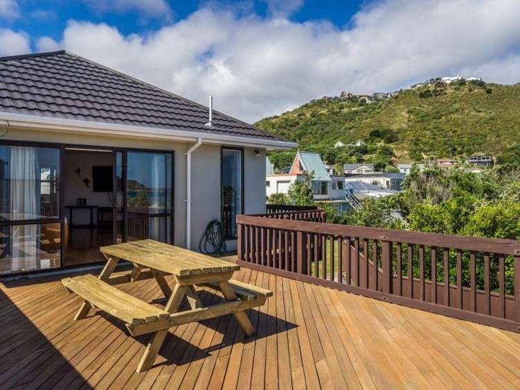 10 Reef Street Island Bay_14