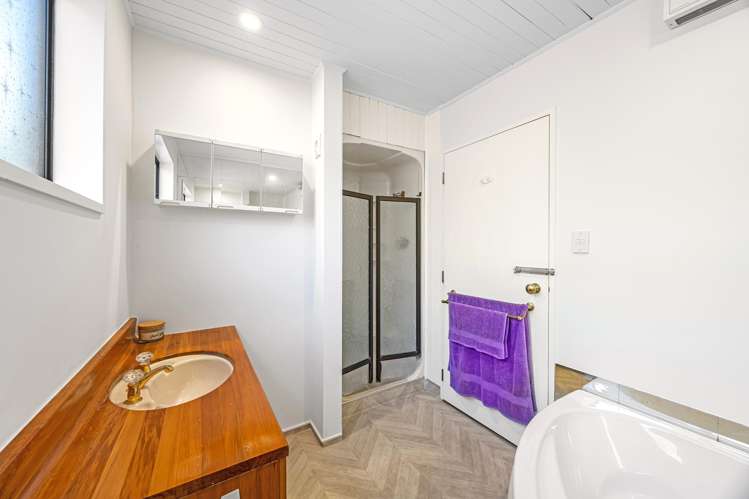 4A Wichita Place Burwood_14