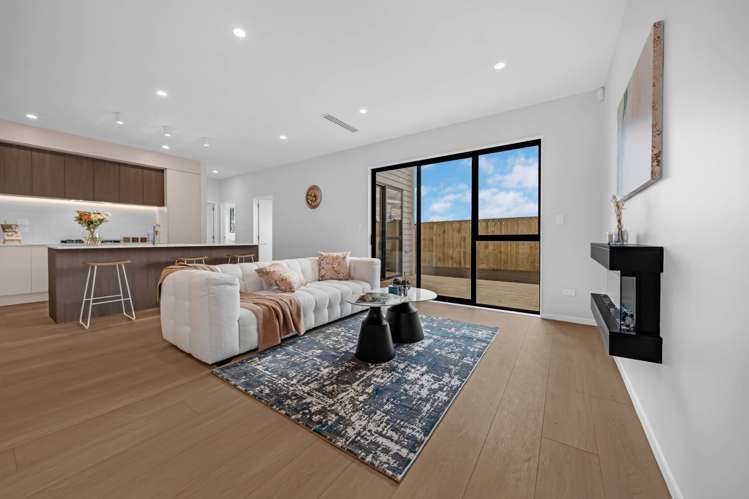 7 Pupu Crescent Opaheke_11