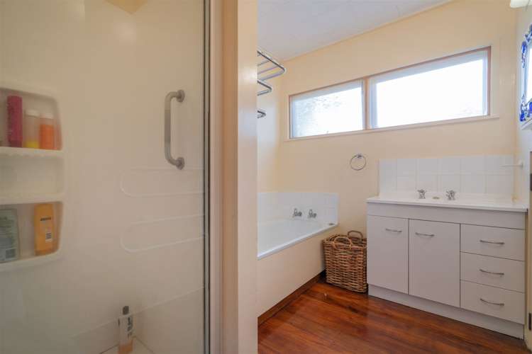 142 Brunton Crescent Thames_9