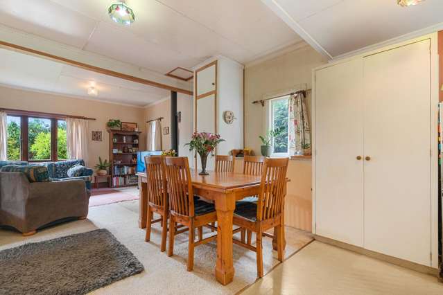 136 Lincoln Road Carterton_4
