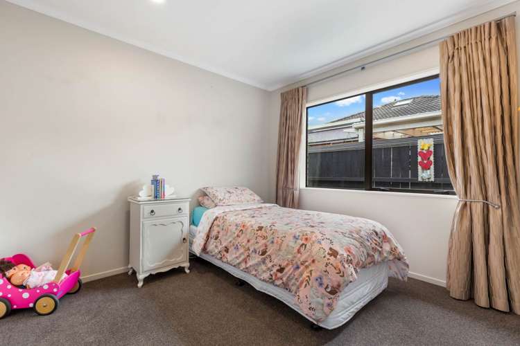 15 Bellshill Close Wattle Downs_16