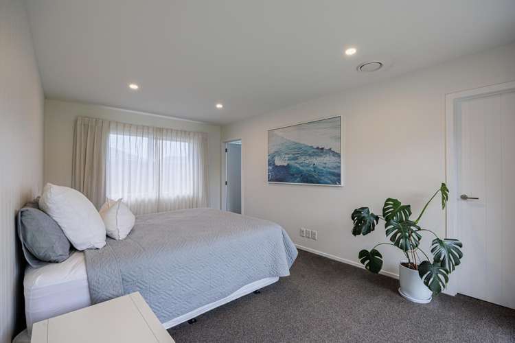 31 Hikawera Drive Frimley_3