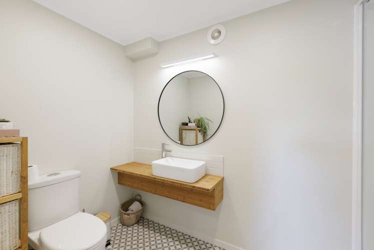 12a Goods Road Otumoetai_12