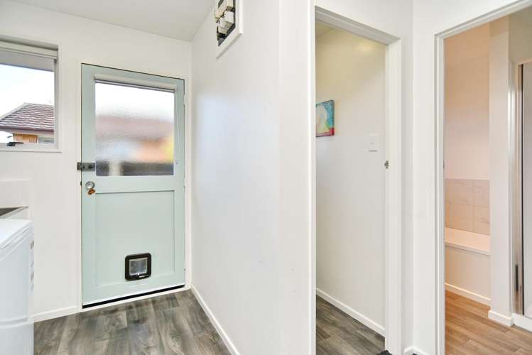 24a Greenock Street Redwood_17