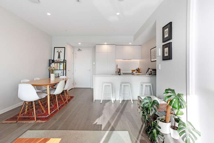 302/1 Enfield Street Mount Eden_9