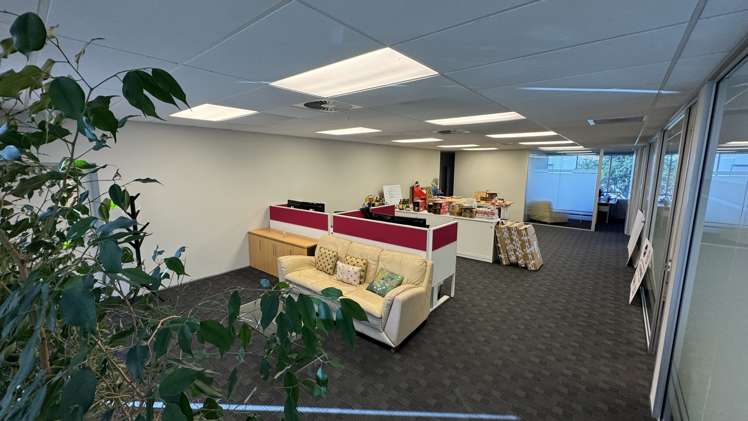 2-8 Pavilion Drive Mangere_6