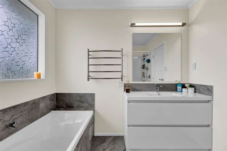 3 Veronica Place Bell Block_7