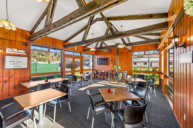 2 High Street Hunterville_2