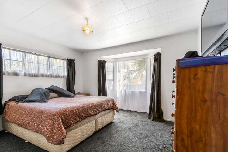 7 Anglers Way Wattle Downs_15