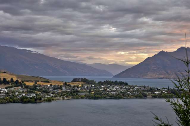 32 Highview Terrace Queenstown_3