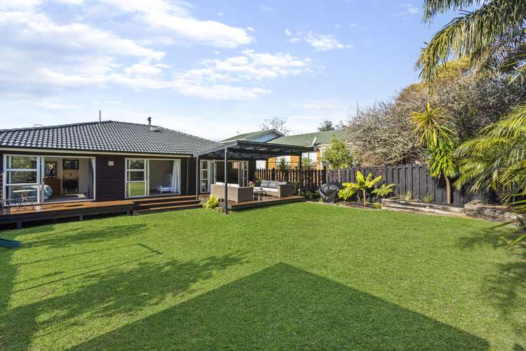 4 Waterlea Avenue Mangere Bridge_17