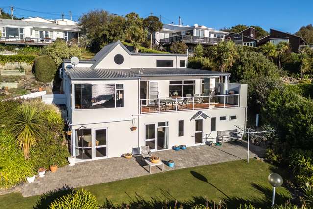 2/35 Ranui Crescent Diamond Harbour_1