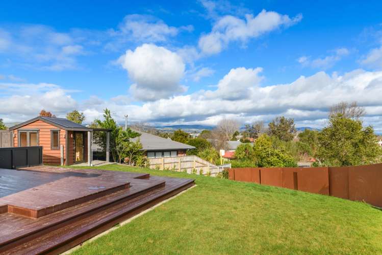 2 Waimarama Court Roslyn_1