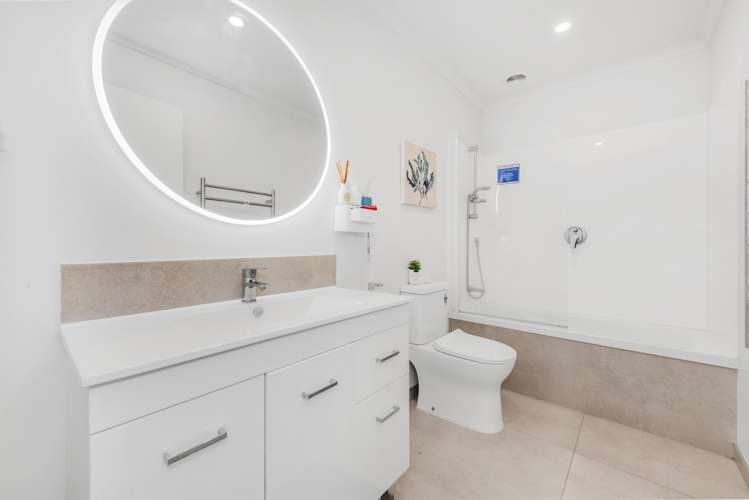 9 Whareatua Avenue Takanini_4