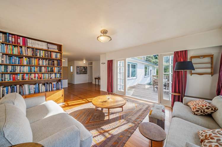 15 Winchester Avenue Pinehaven_4