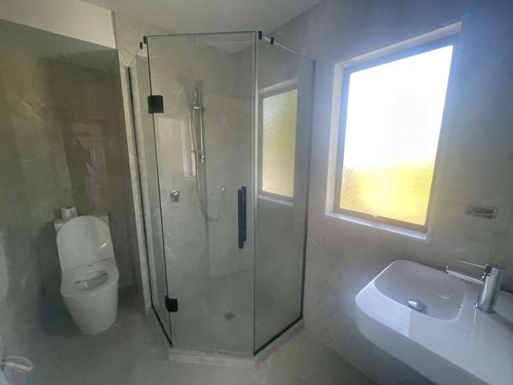 26 Longfellow Parade Glen Eden_6