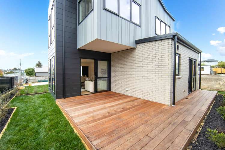 57A McLeod Road Te Atatu South_21