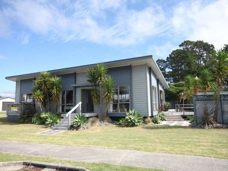 35 Oceanair Drive Pauanui_16