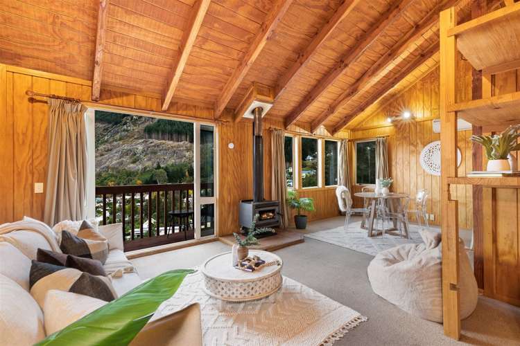 32b Mackinnon Terrace Fernhill/Sunshine Bay_5