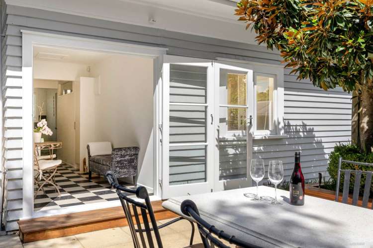 22 Watling Street Mount Eden_16