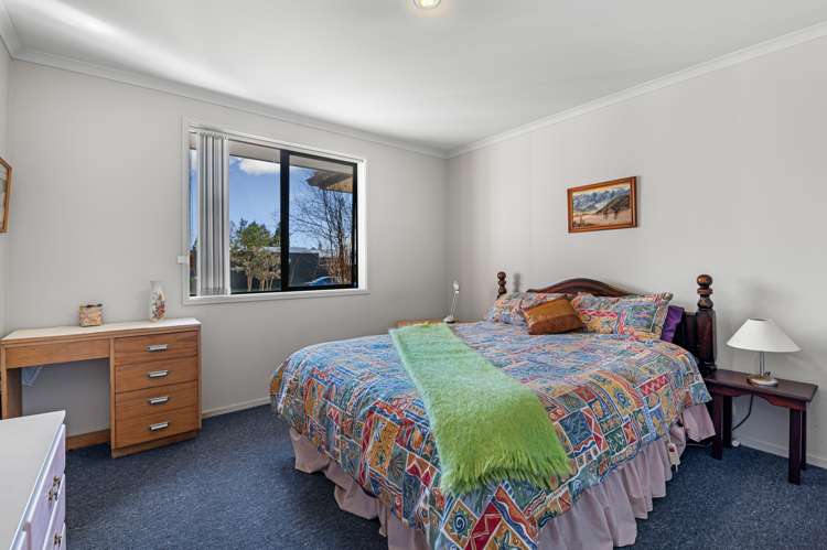 8 Riverholm Drive Mangakakahi_14