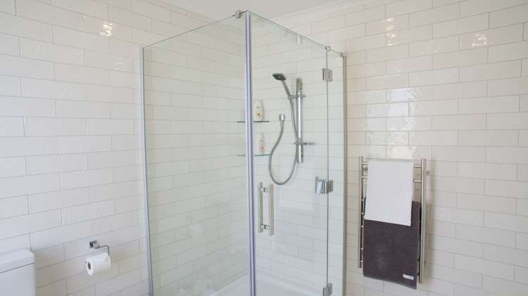 61 Milson Line Milson_24