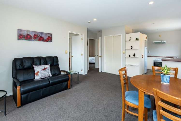 7/63 New Brighton Road Burwood_7