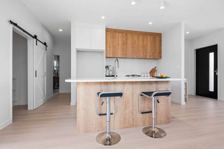 4 Whakairo Crescent Gulf Harbour_12