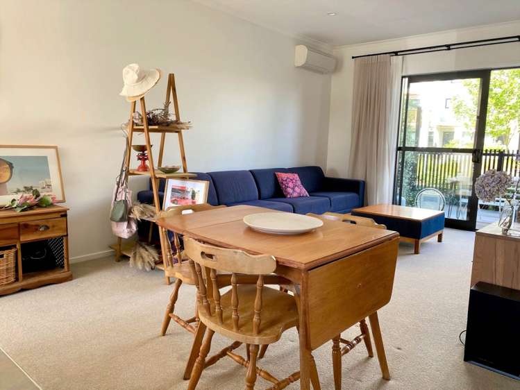 101 Squadron Drive Hobsonville_5