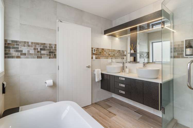 4 Awakirihi Close Shamrock Park_24