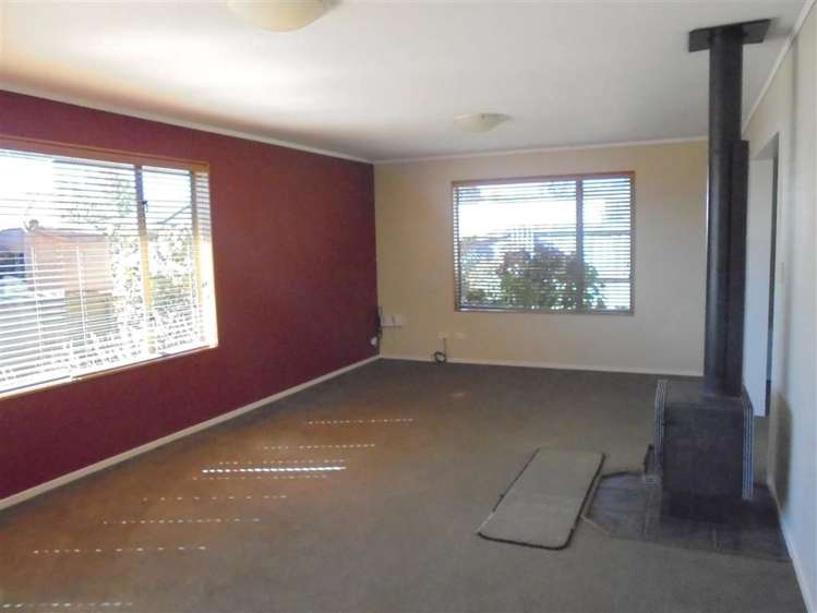 65 Kingsford Drive Stoke_6