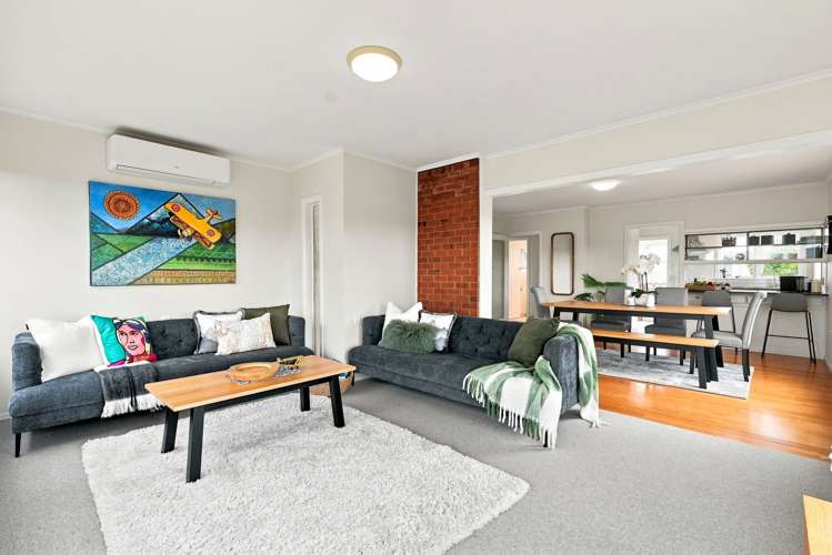 1/497 Beach Road Murrays Bay_2