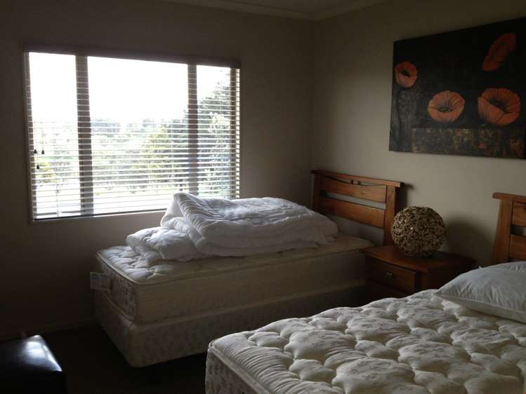 13/126 Whangaparaoa Road Red Beach_13