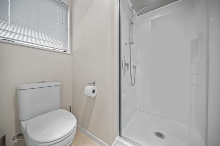 2/28 Gosford Drive Botany Downs_10